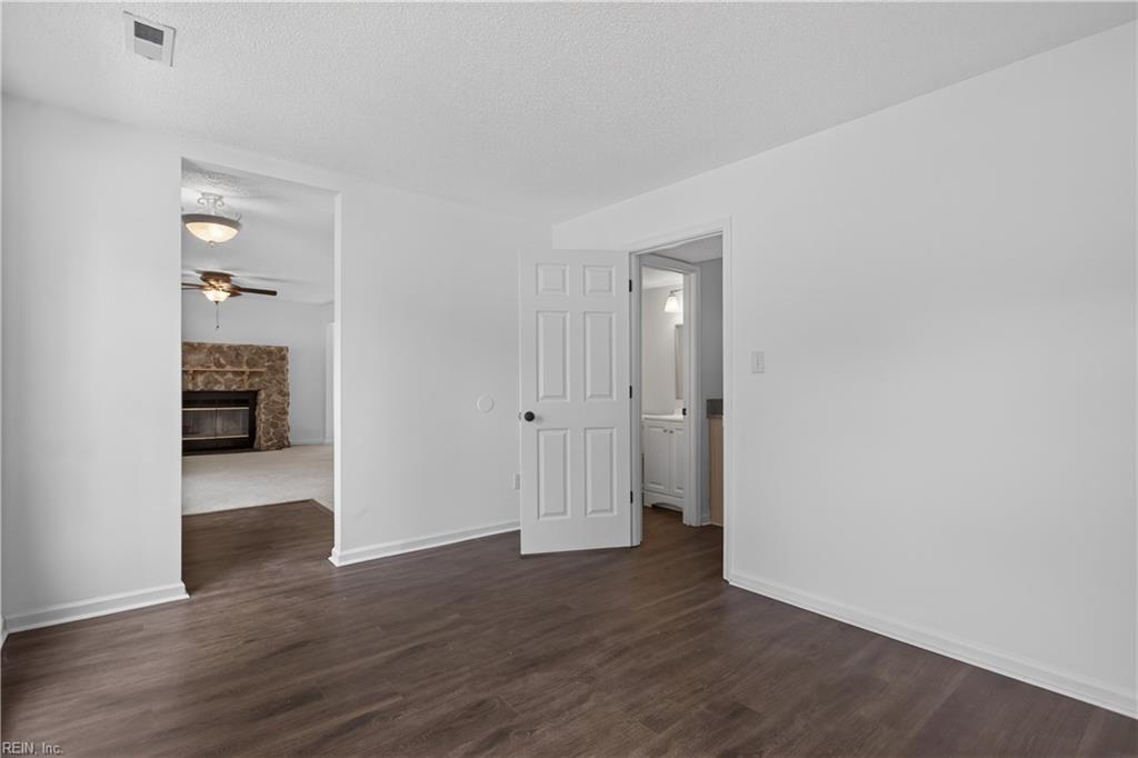 902 Sir Lionel Court Newport News VA 23608