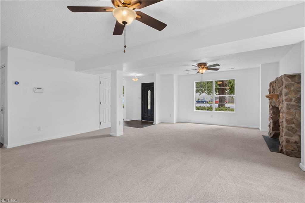 902 Sir Lionel Court Newport News VA 23608