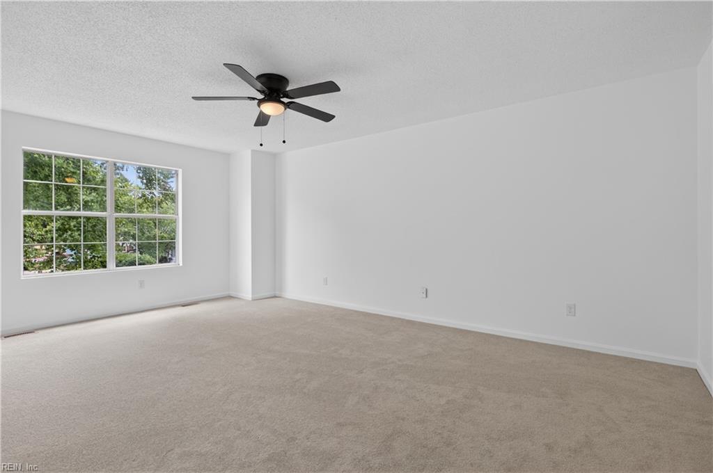 902 Sir Lionel Court Newport News VA 23608