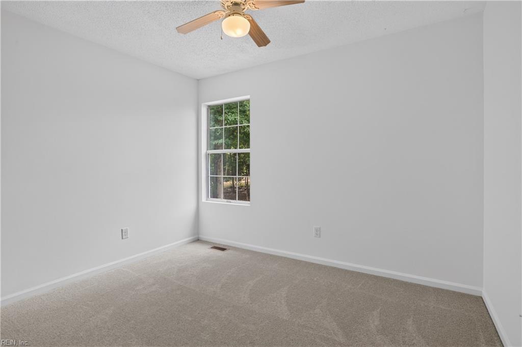 902 Sir Lionel Court Newport News VA 23608