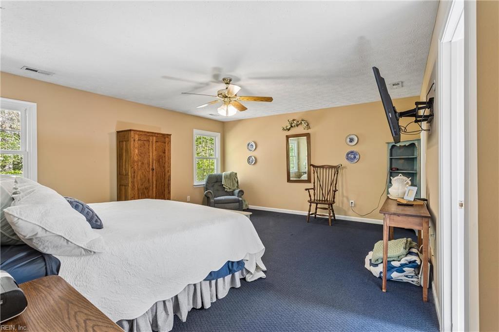 103 Kayla Court Yorktown VA 23693