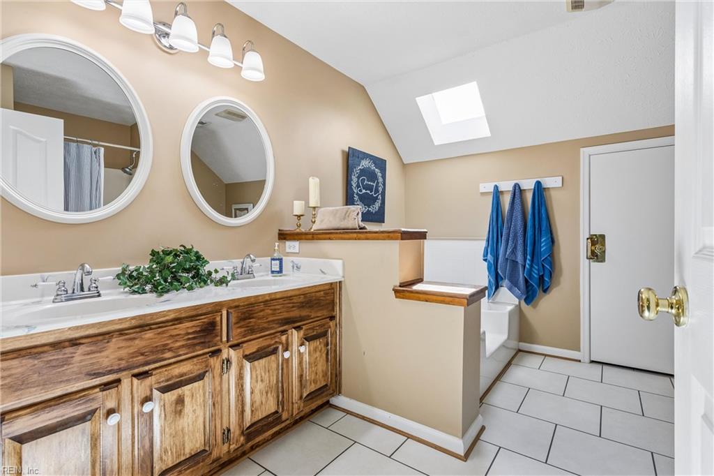 103 Kayla Court Yorktown VA 23693
