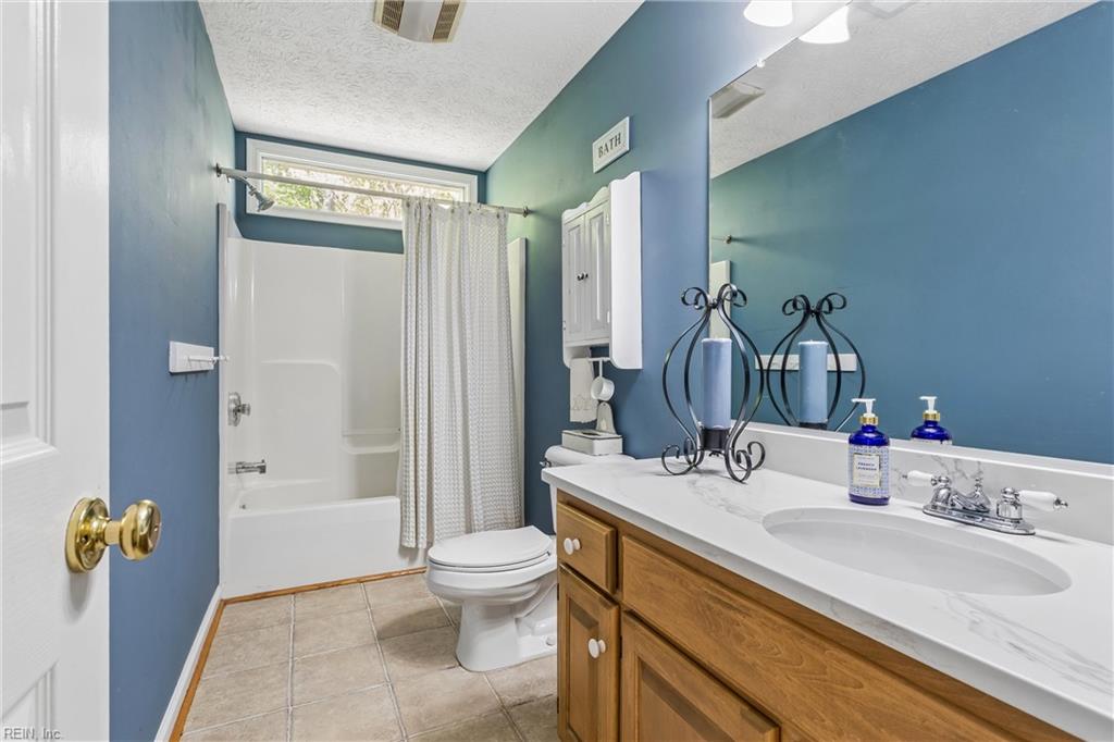 103 Kayla Court Yorktown VA 23693