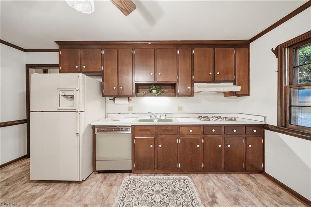 352 Wendwood Drive Newport News VA 23602
