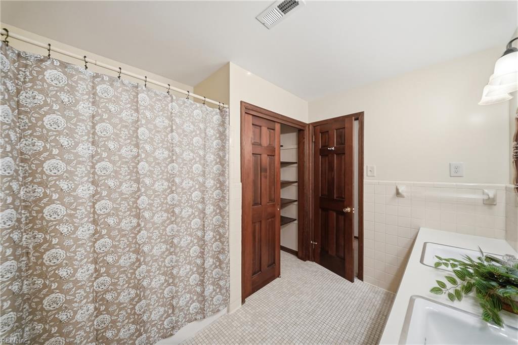 352 Wendwood Drive Newport News VA 23602