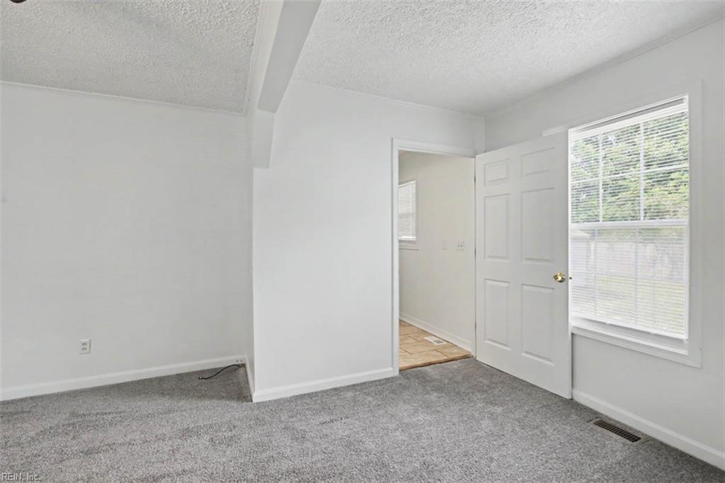 615 Lafayette Terrace Newport News VA 23605