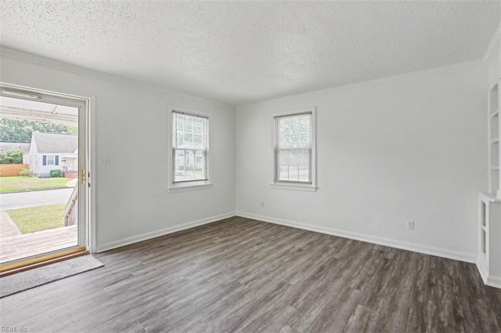 615 Lafayette Terrace Newport News VA 23605