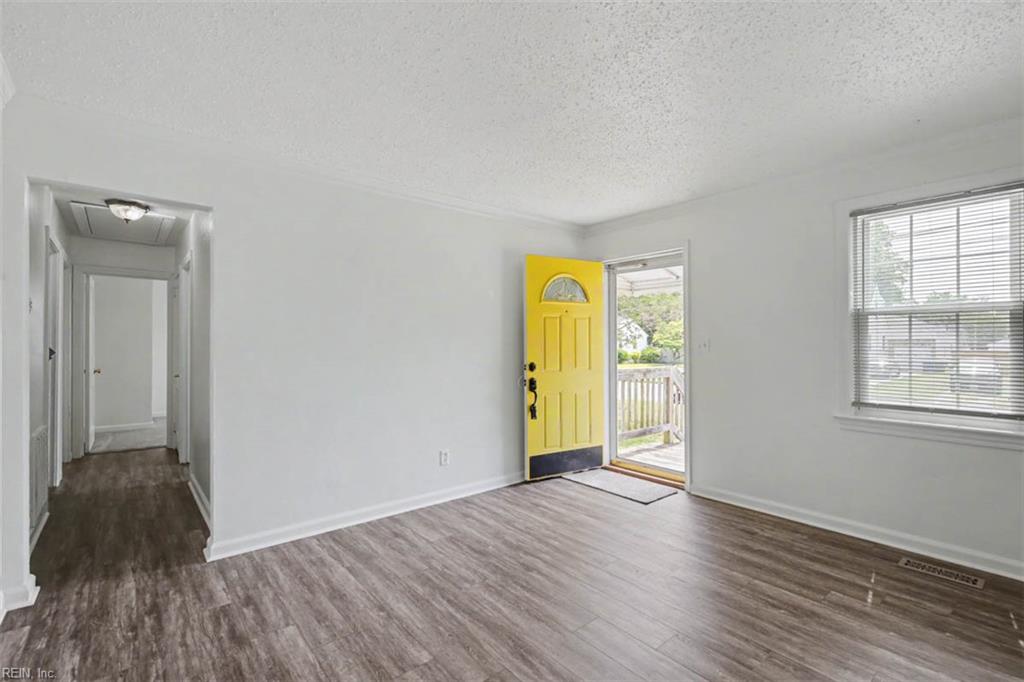 615 Lafayette Terrace Newport News VA 23605