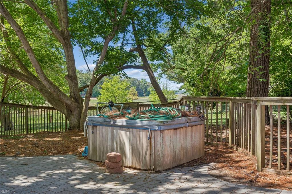 96 Anchorage Drive Newport News VA 23602