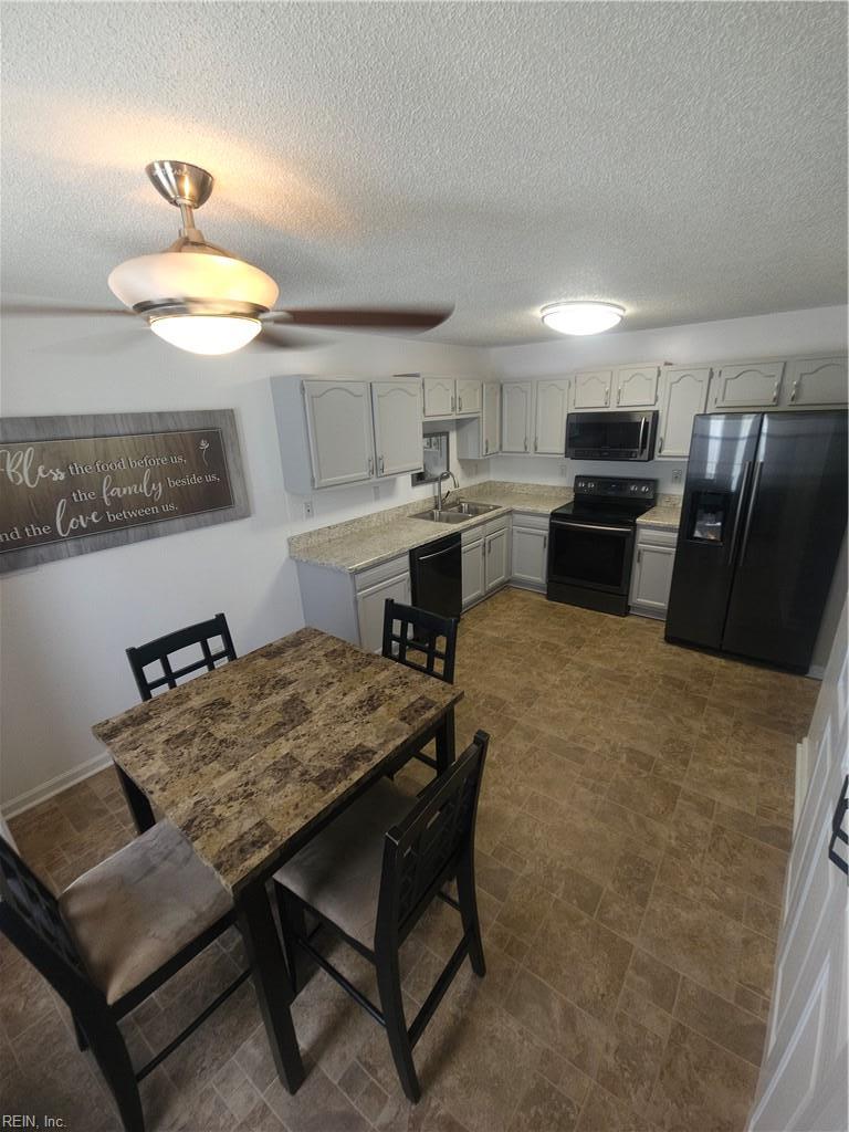311 Town Pointe Way Newport News VA 23601