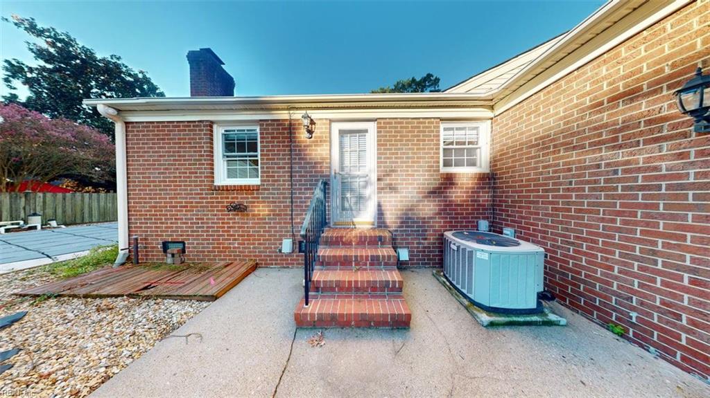 228 Falcon Drive Newport News VA 23606