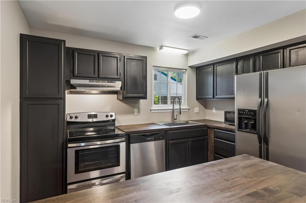 453 Wyn Drive Newport News VA 23608