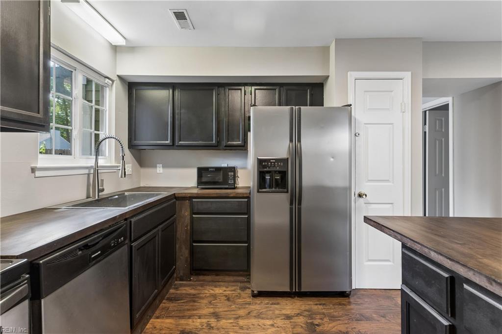 453 Wyn Drive Newport News VA 23608