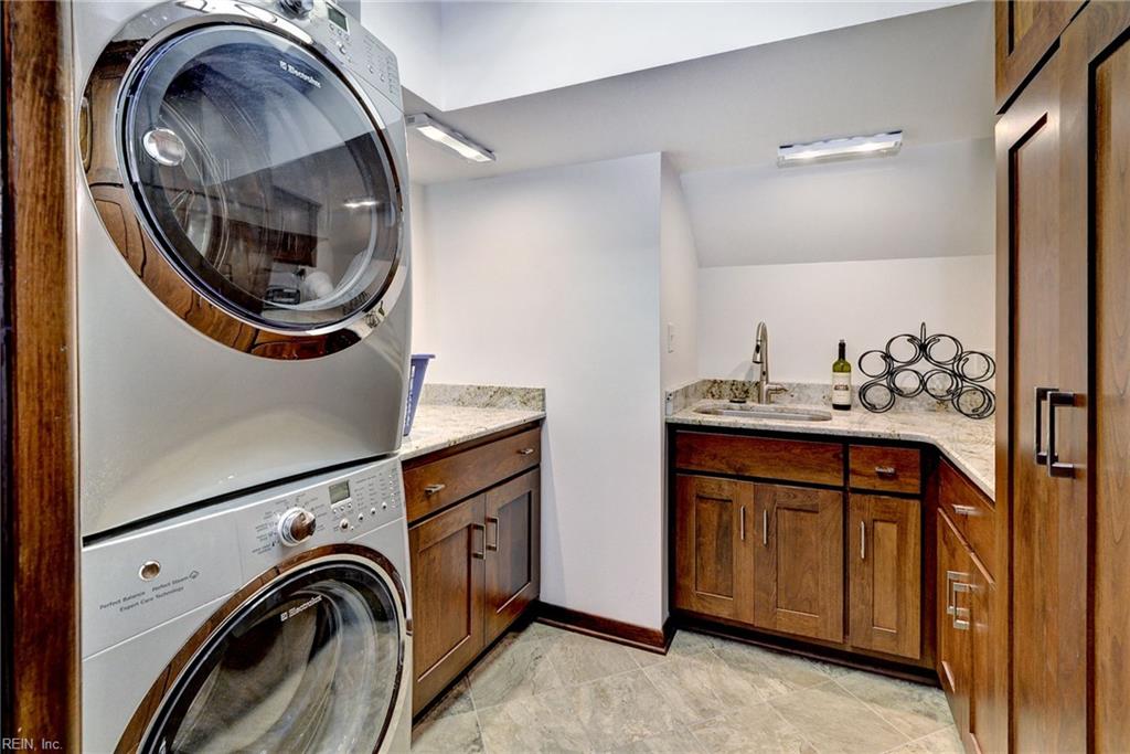 444 Marina Lane Newport News VA 23602