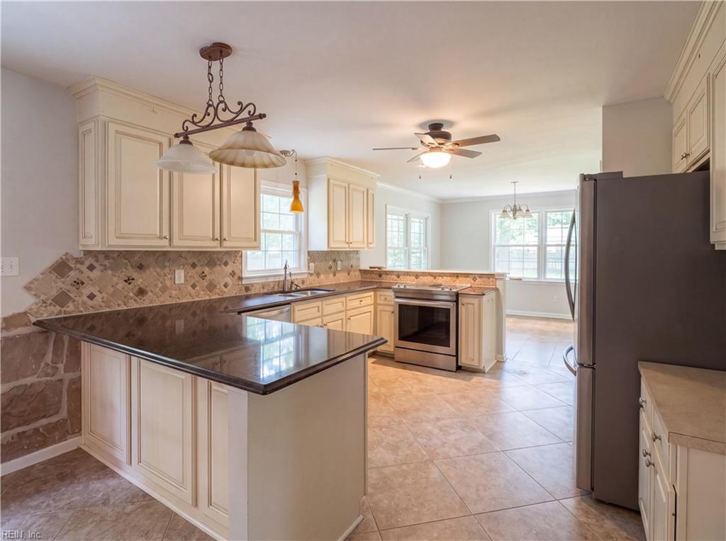 101 Bonito Drive Yorktown VA 23692