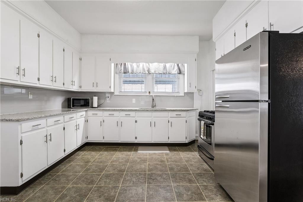 121 Old Railway Road Yorktown VA 23692