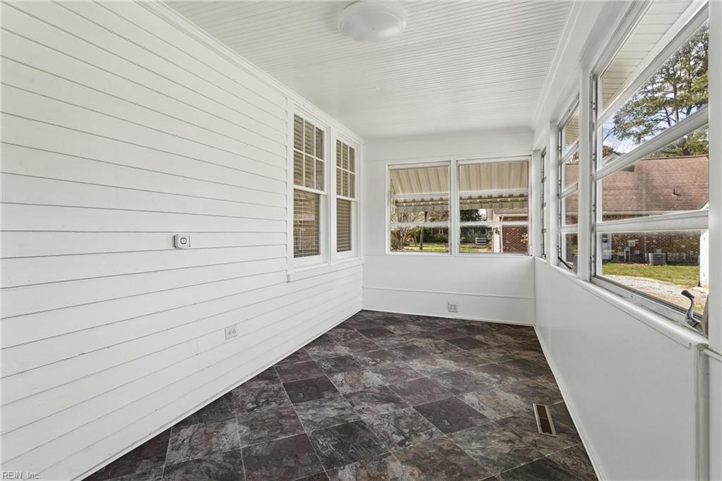 121 Old Railway Road Yorktown VA 23692