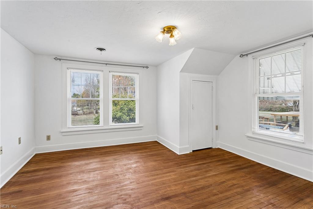 121 Old Railway Road Yorktown VA 23692