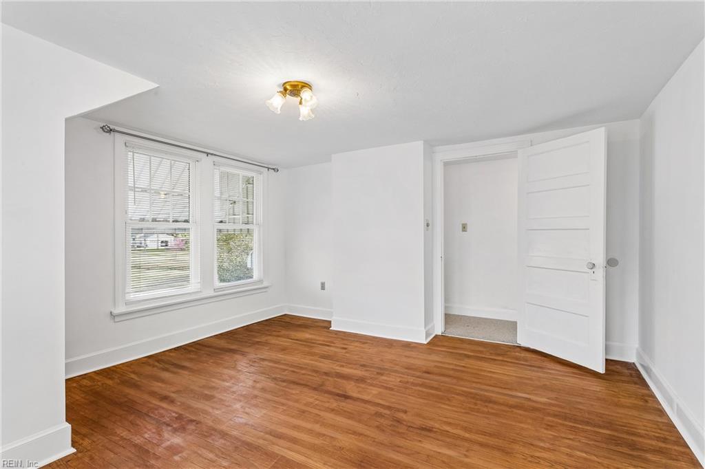 121 Old Railway Road Yorktown VA 23692