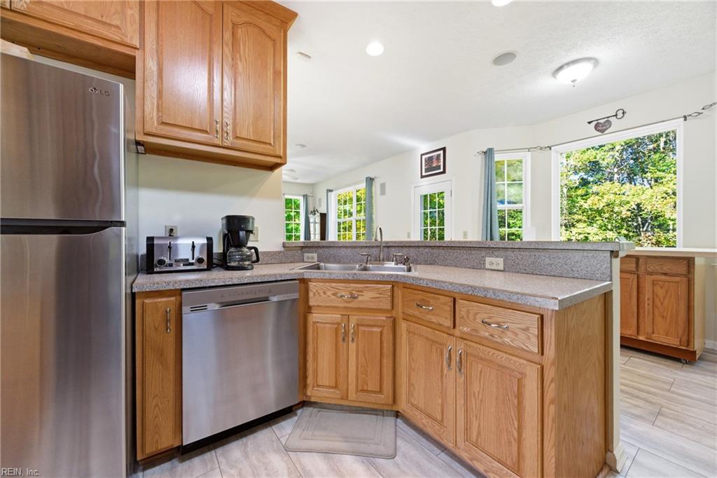 9851 Autumn Woods Lane Gloucester VA 23061