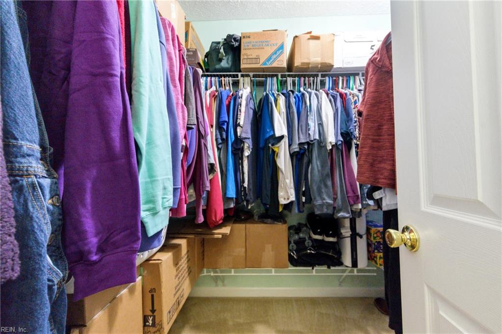 9851 Autumn Woods Lane Gloucester VA 23061