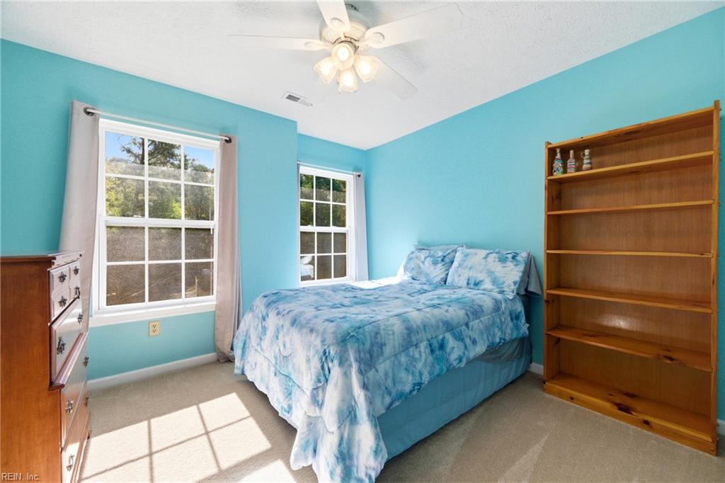 9851 Autumn Woods Lane Gloucester VA 23061