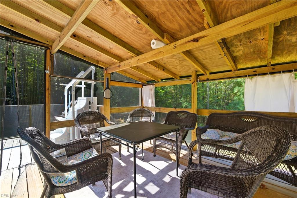 9851 Autumn Woods Lane Gloucester VA 23061