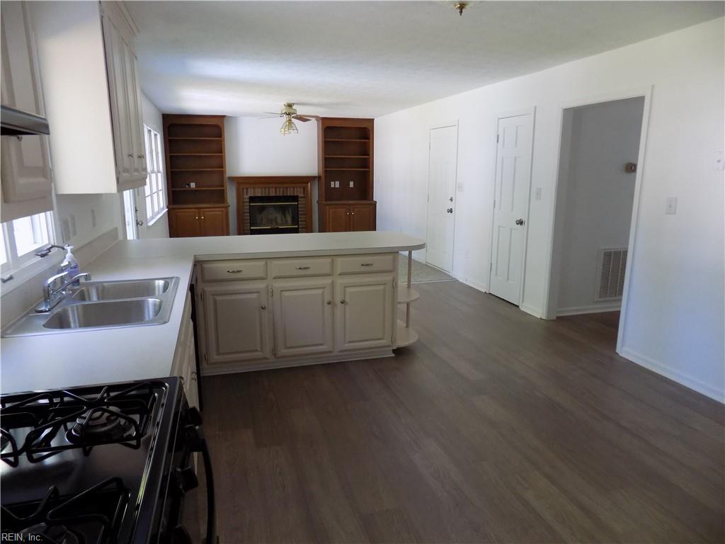 317 Bridge Wood Drive Yorktown VA 23693