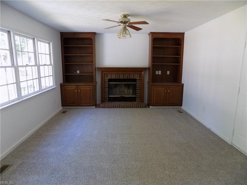 317 Bridge Wood Drive Yorktown VA 23693