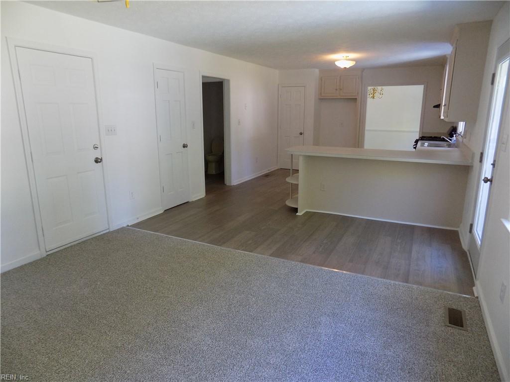 317 Bridge Wood Drive Yorktown VA 23693