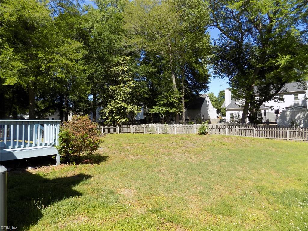 317 Bridge Wood Drive Yorktown VA 23693