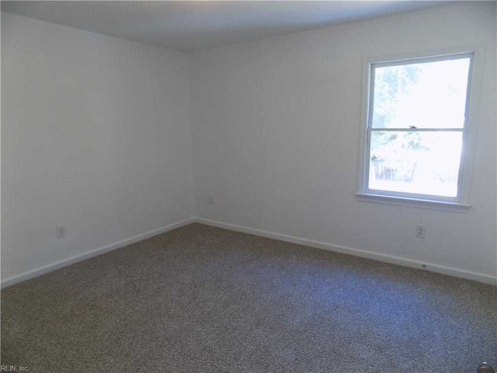 317 Bridge Wood Drive Yorktown VA 23693