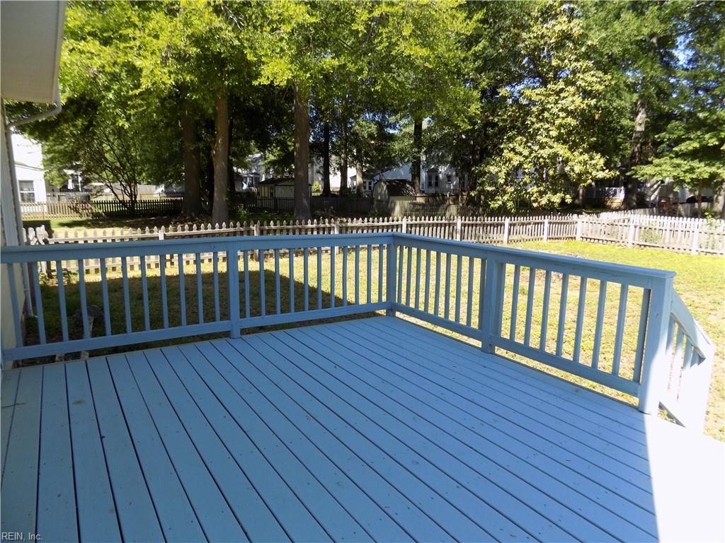 317 Bridge Wood Drive Yorktown VA 23693