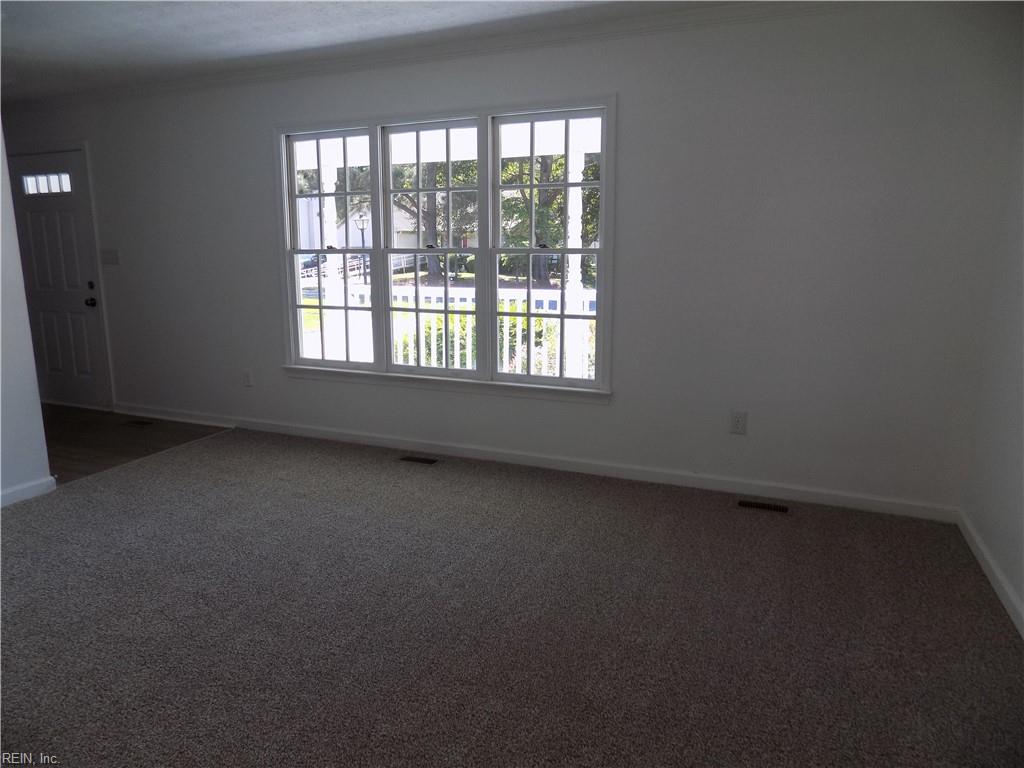 317 Bridge Wood Drive Yorktown VA 23693