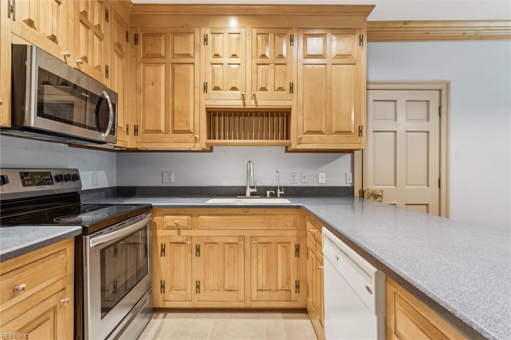 101 Lakeshead Drive Williamsburg VA 23185