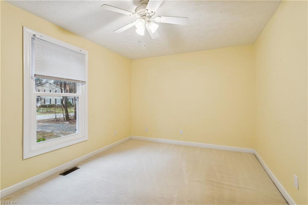 6514 Wyncote Avenue Gloucester VA 23061