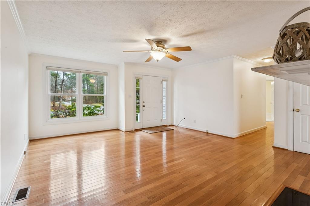 6514 Wyncote Avenue Gloucester VA 23061