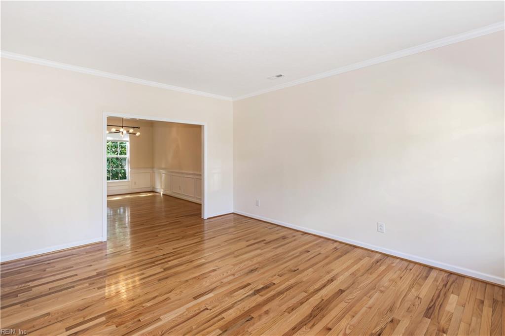 105 Crossing Waters Way Yorktown VA 23690