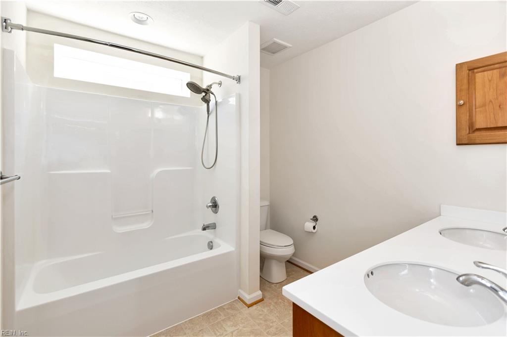 105 Crossing Waters Way Yorktown VA 23690