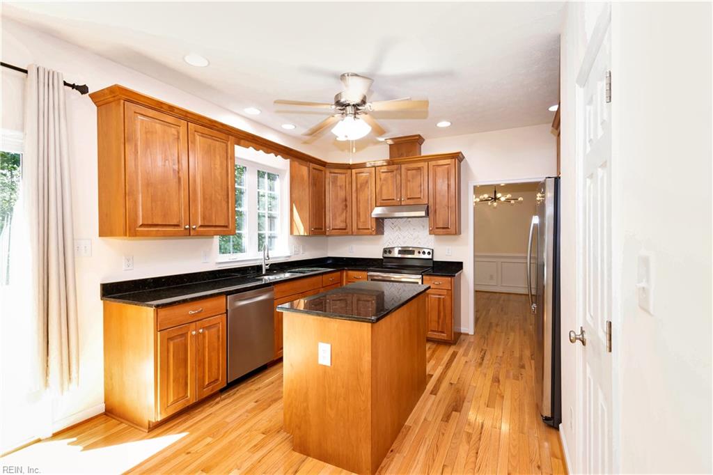 105 Crossing Waters Way Yorktown VA 23690
