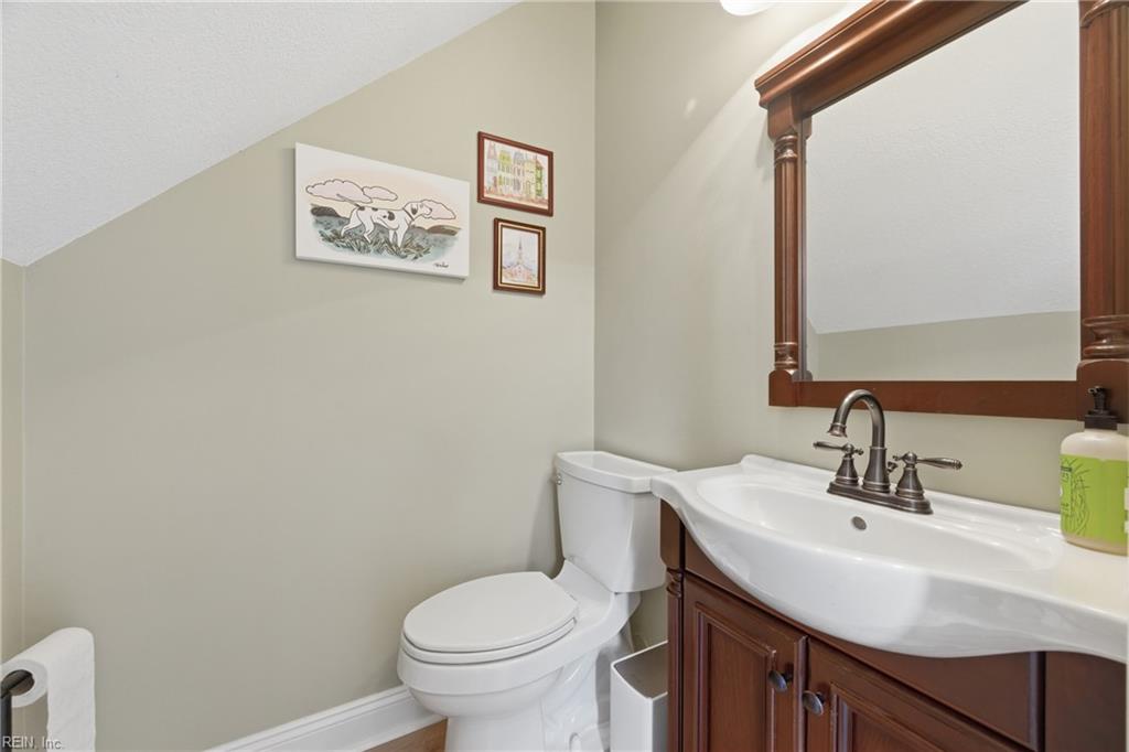 2275 White House Cove Newport News VA 23602