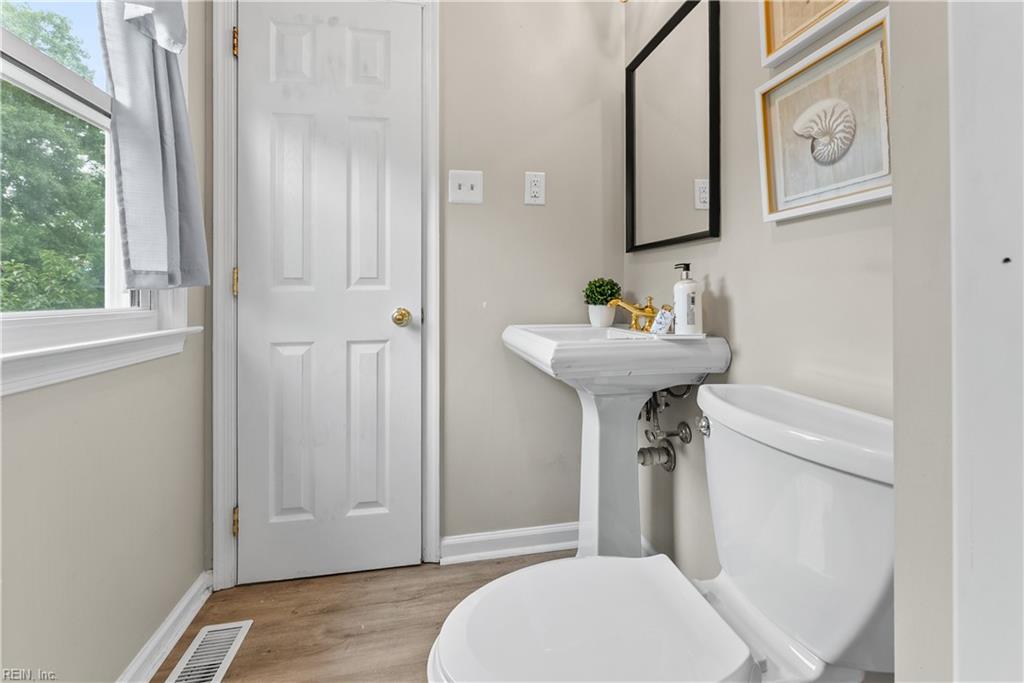 18 Hull Street Newport News VA 23601