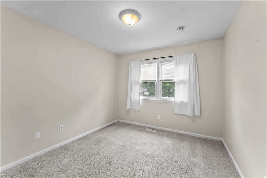 18 Hull Street Newport News VA 23601