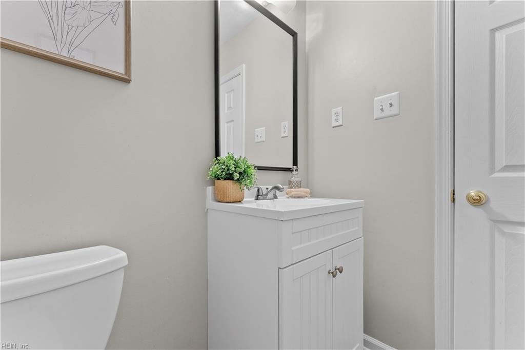 18 Hull Street Newport News VA 23601