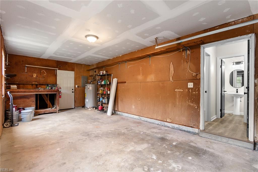 717 Prescott Circle Newport News VA 23602