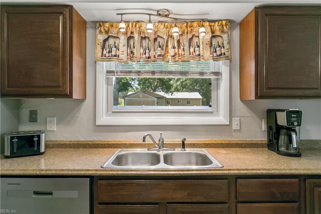134 Saint Stephens Drive Newport News VA 23602