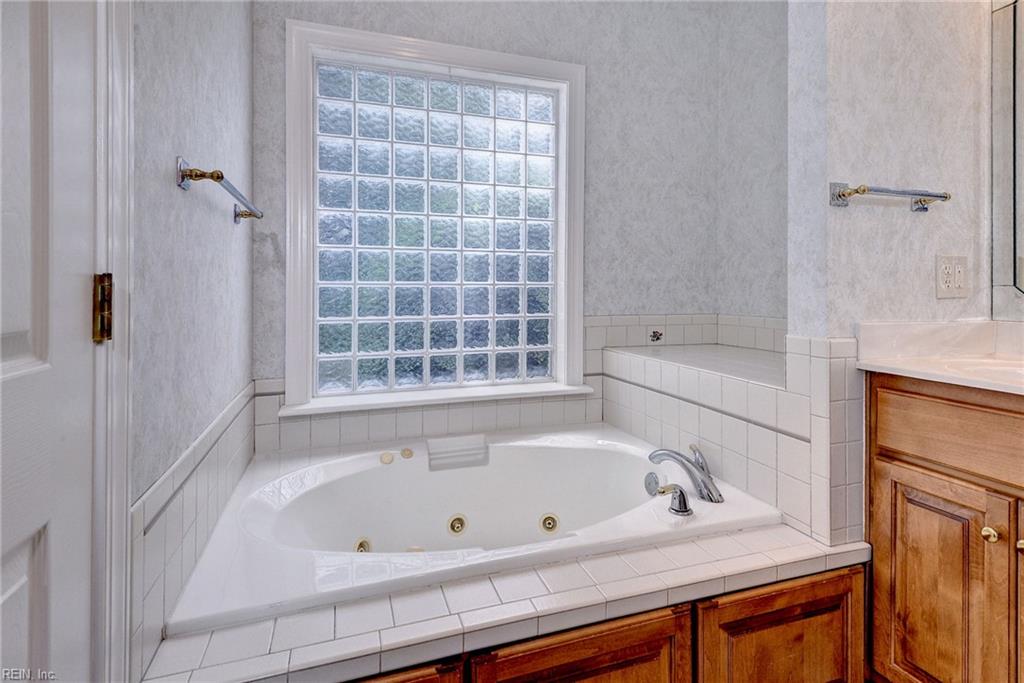 121 Tern Court Yorktown VA 23692