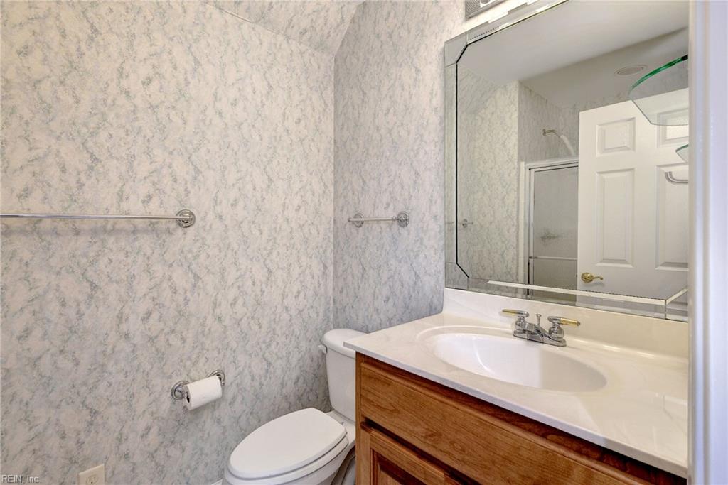 121 Tern Court Yorktown VA 23692