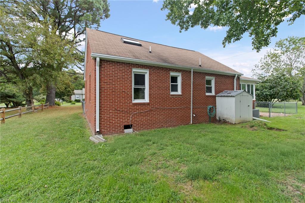 6092 Allmondsville Road Gloucester VA 23061