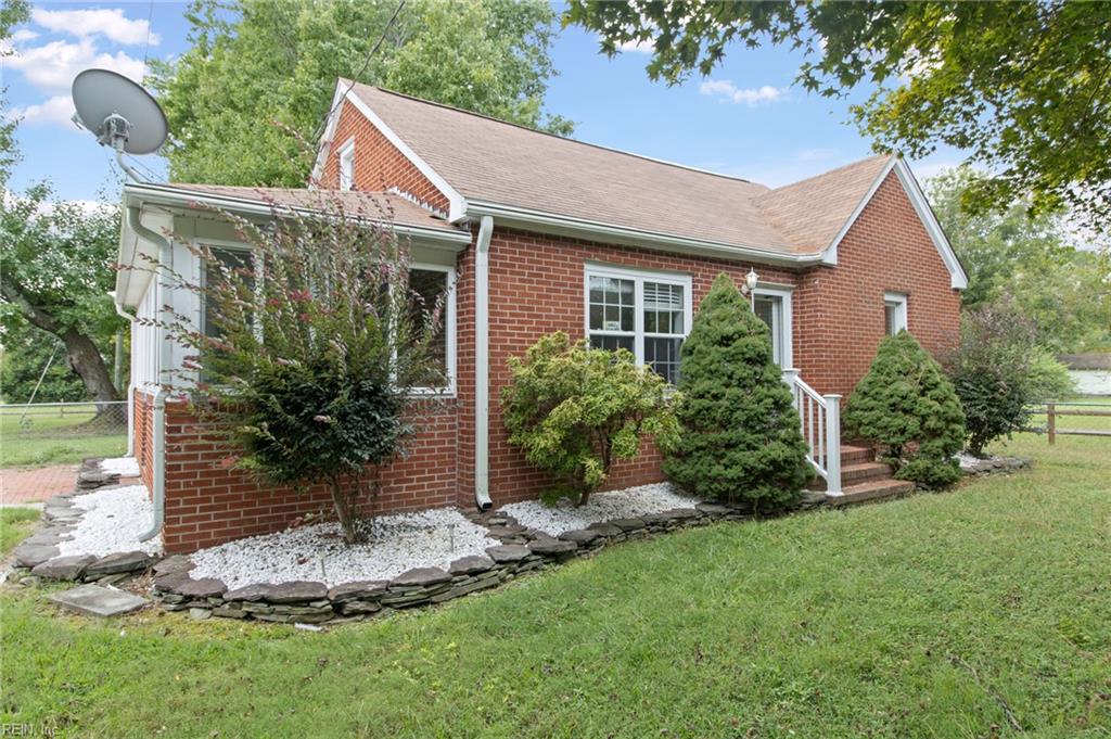 6092 Allmondsville Road Gloucester VA 23061